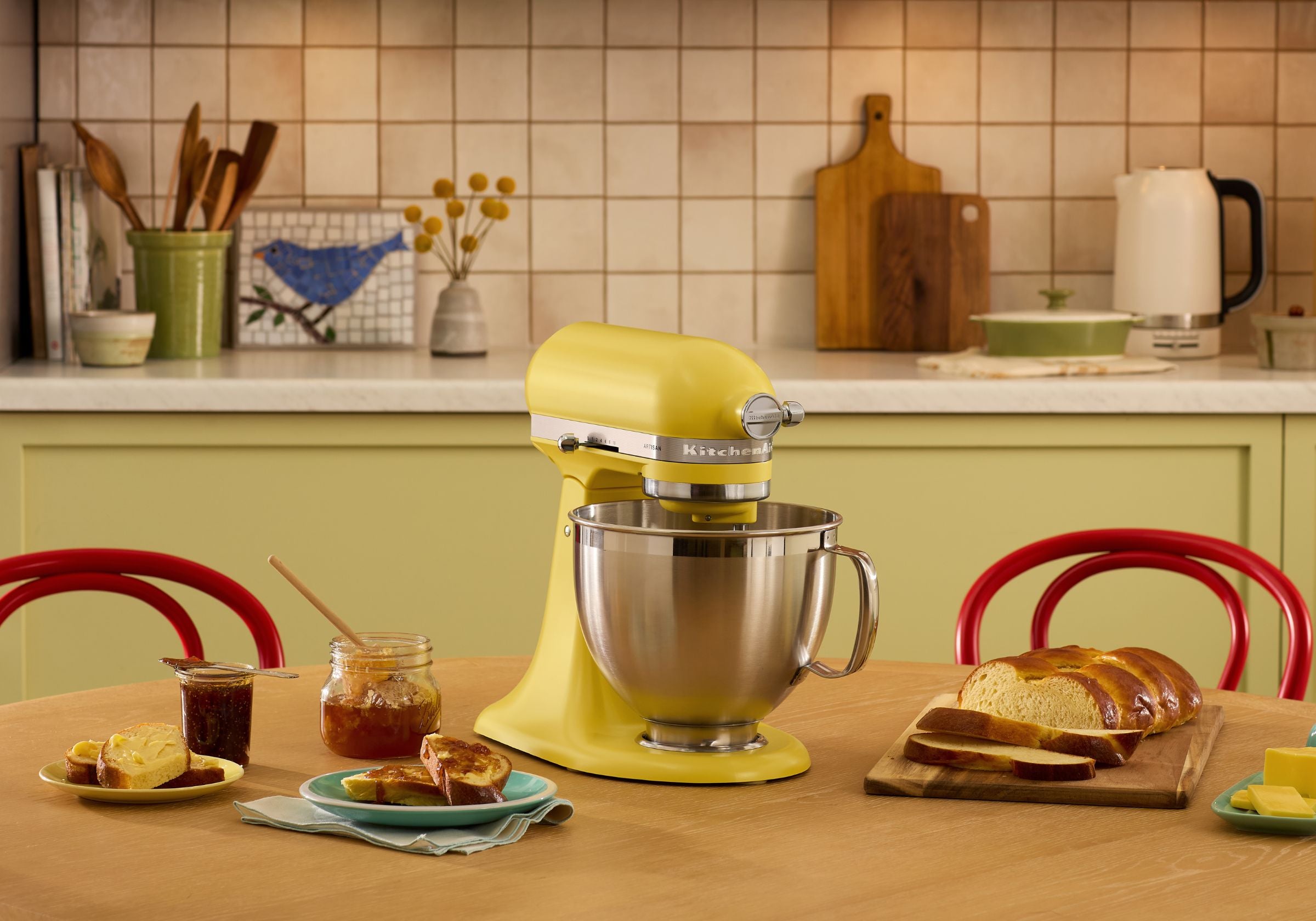 Artisan Tilt-Head Stand Mixer - Butter KSM195